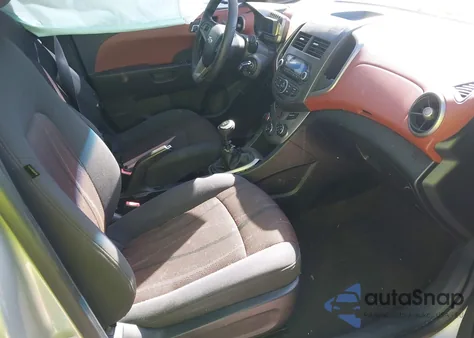 2012 Chevrolet Sonic 1Lt из США, поврежденный, VIN 1G1JD6SB5C4155630